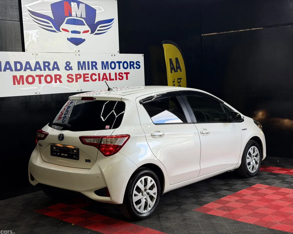 Toyota Vitz Hatchback, Petrol Hybrid, 2018, White