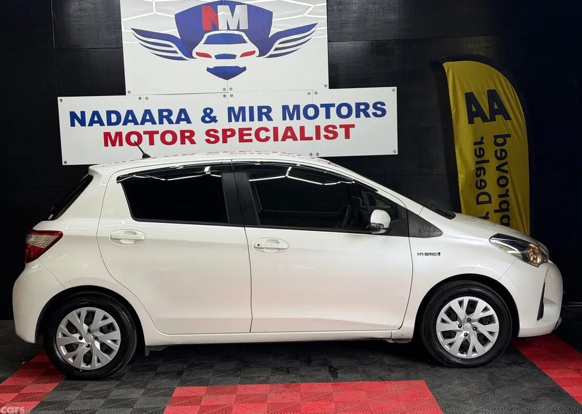 Toyota Vitz Hatchback, Petrol Hybrid, 2018, White