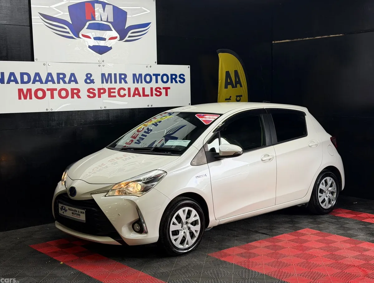 Toyota Vitz Hatchback, Petrol Hybrid, 2018, White