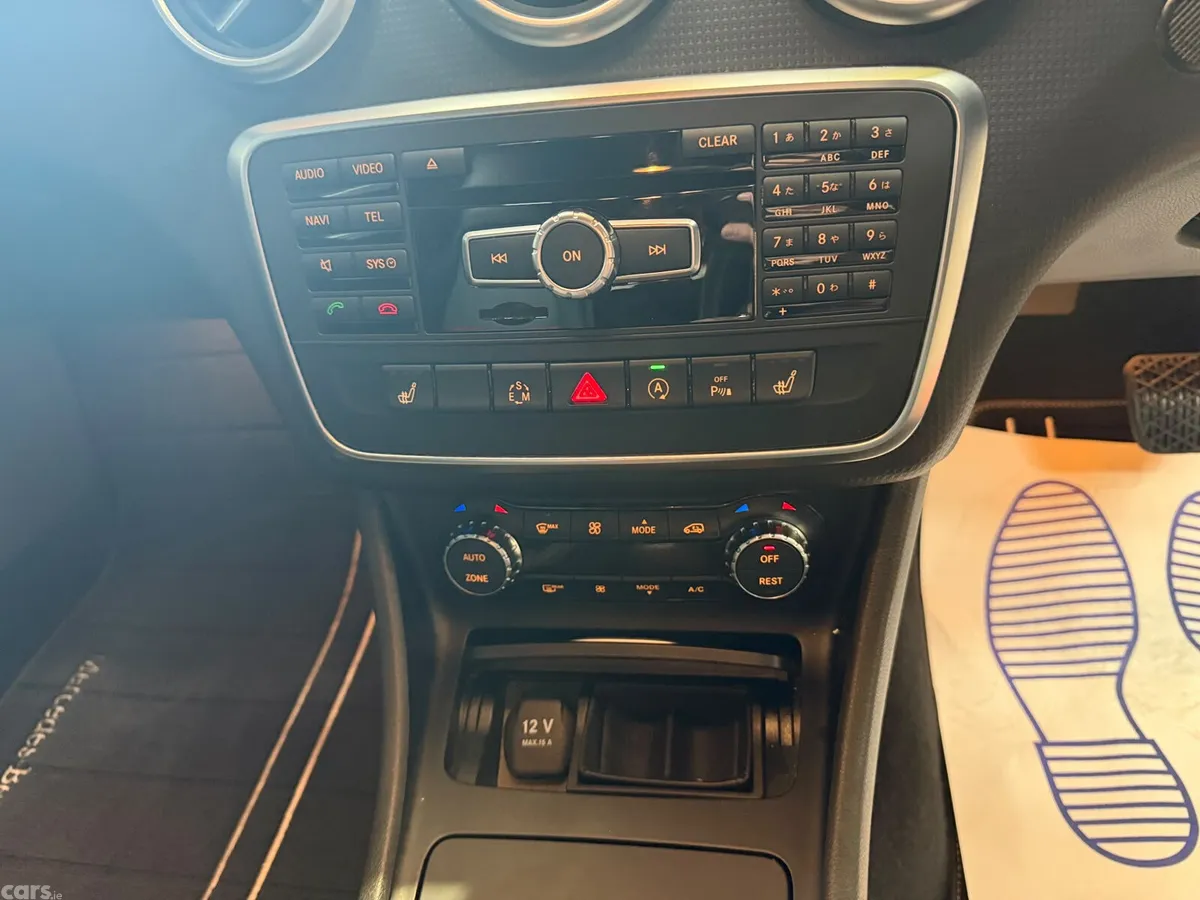 Mercedes-Benz A-Class Hatchback, Petrol, 2015, White