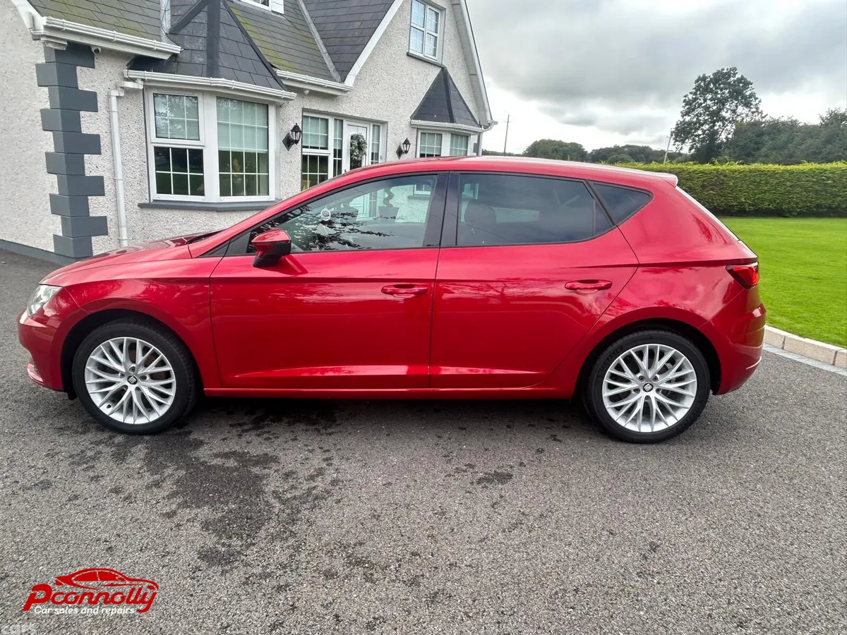 SEAT Leon Hatchback, Diesel, 2019, Red