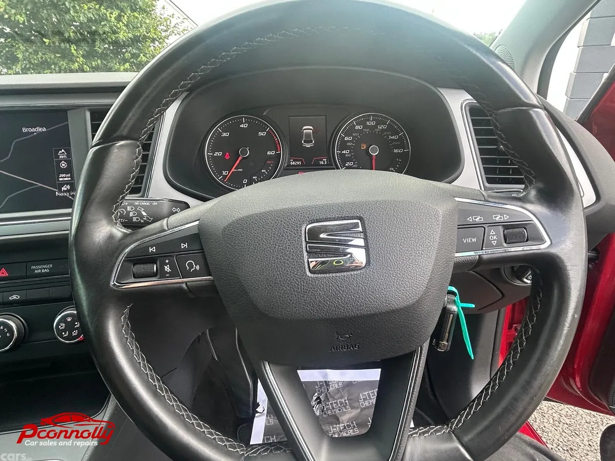 SEAT Leon Hatchback, Diesel, 2019, Red