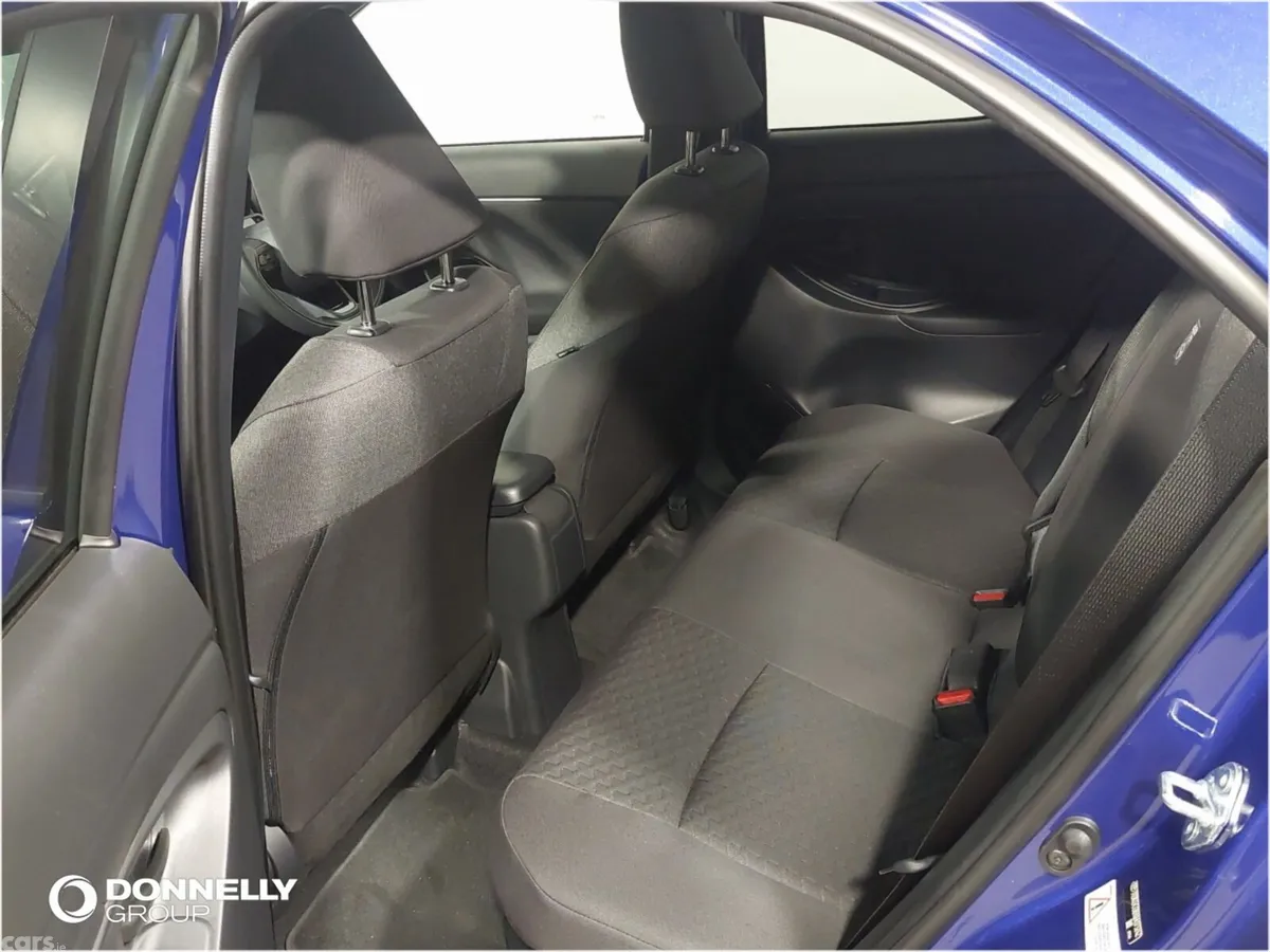 Toyota Yaris Cross Estate, Petrol Hybrid, 2026, Blue