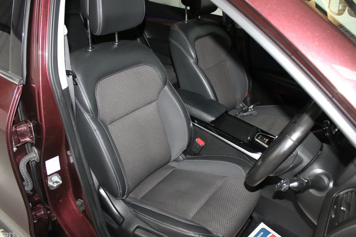 Renault Koleos SUV, Diesel, 2019, Red