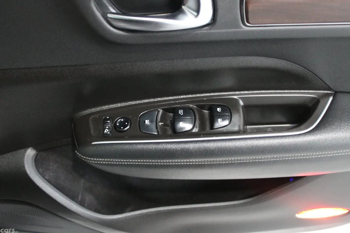 Renault Koleos SUV, Diesel, 2019, Red
