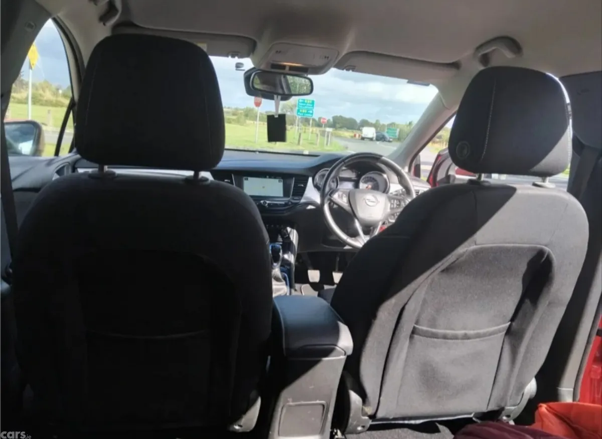 Opel Astra Hatchback, Petrol, 2020, Red