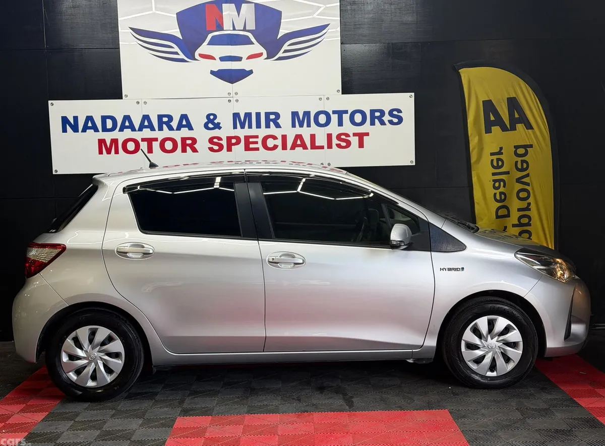 Toyota Vitz Hatchback, Petrol Hybrid, 2017, Silver