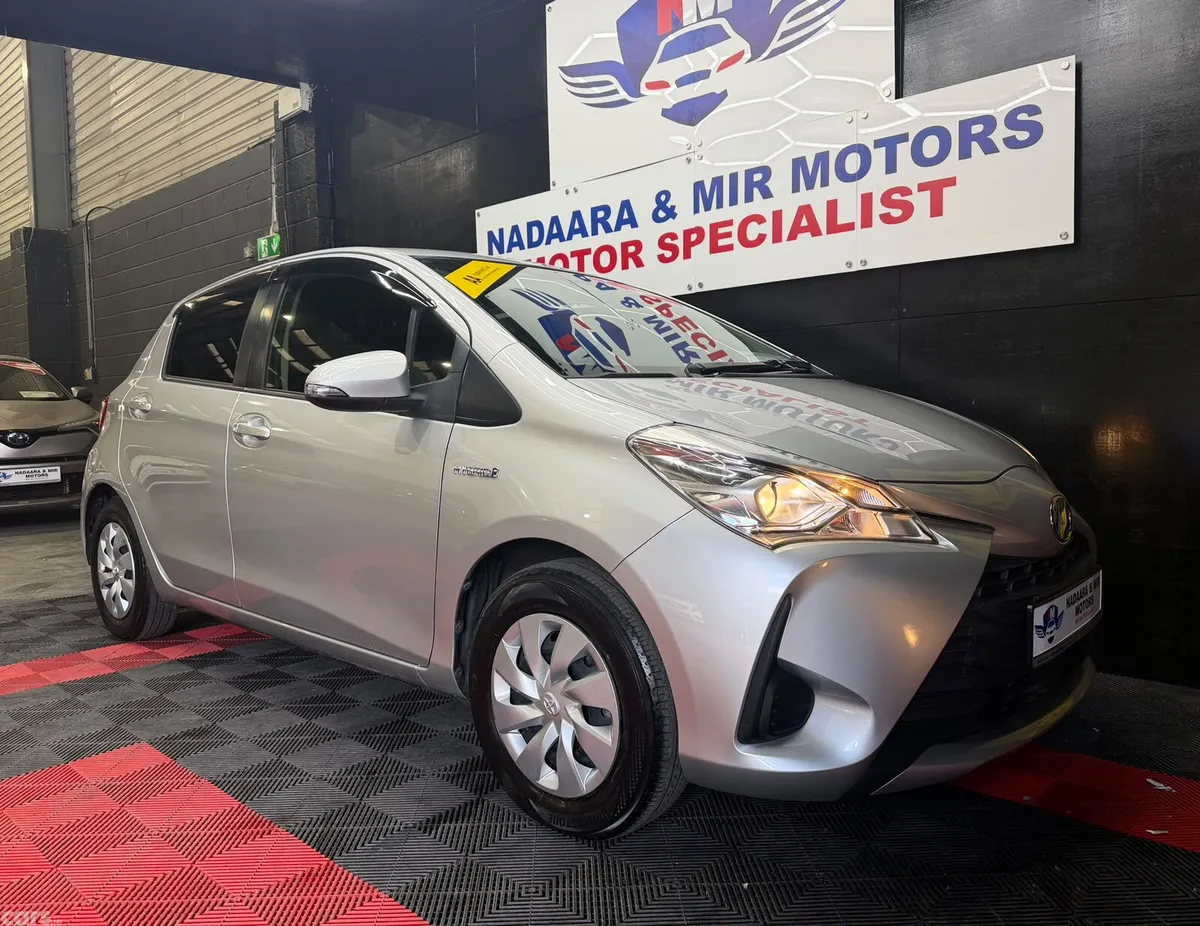 Toyota Vitz Hatchback, Petrol Hybrid, 2017, Silver