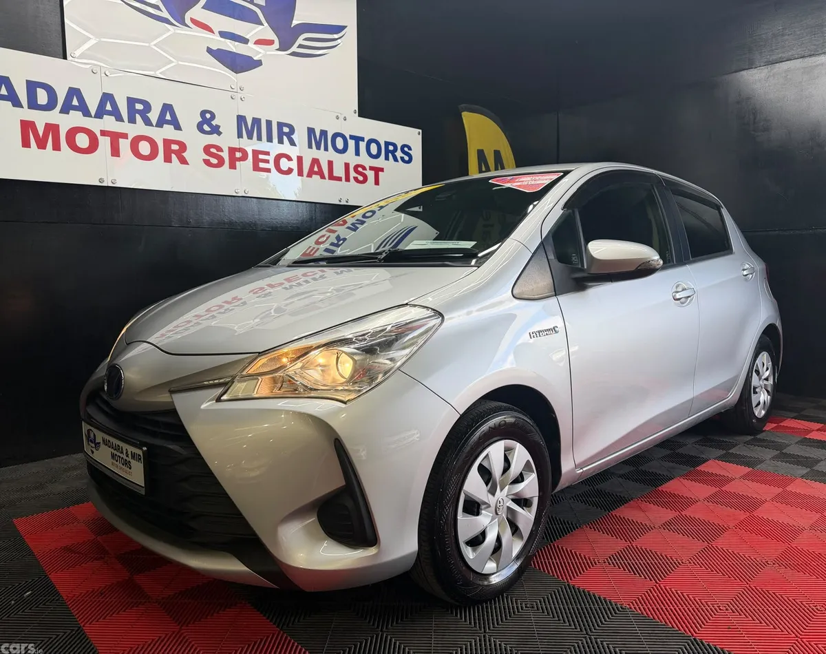 Toyota Vitz Hatchback, Petrol Hybrid, 2017, Silver