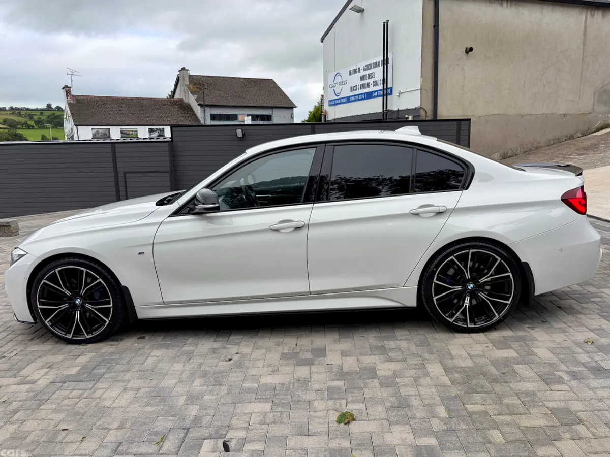 BMW 3-Series Saloon, Diesel, 2019, White