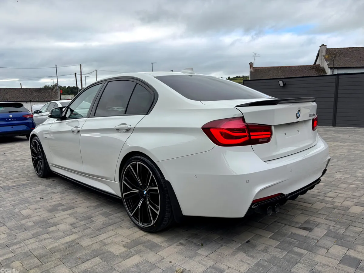 BMW 3-Series Saloon, Diesel, 2019, White
