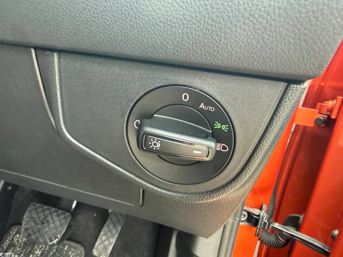 Volkswagen Polo Hatchback, Petrol, 2019, Orange