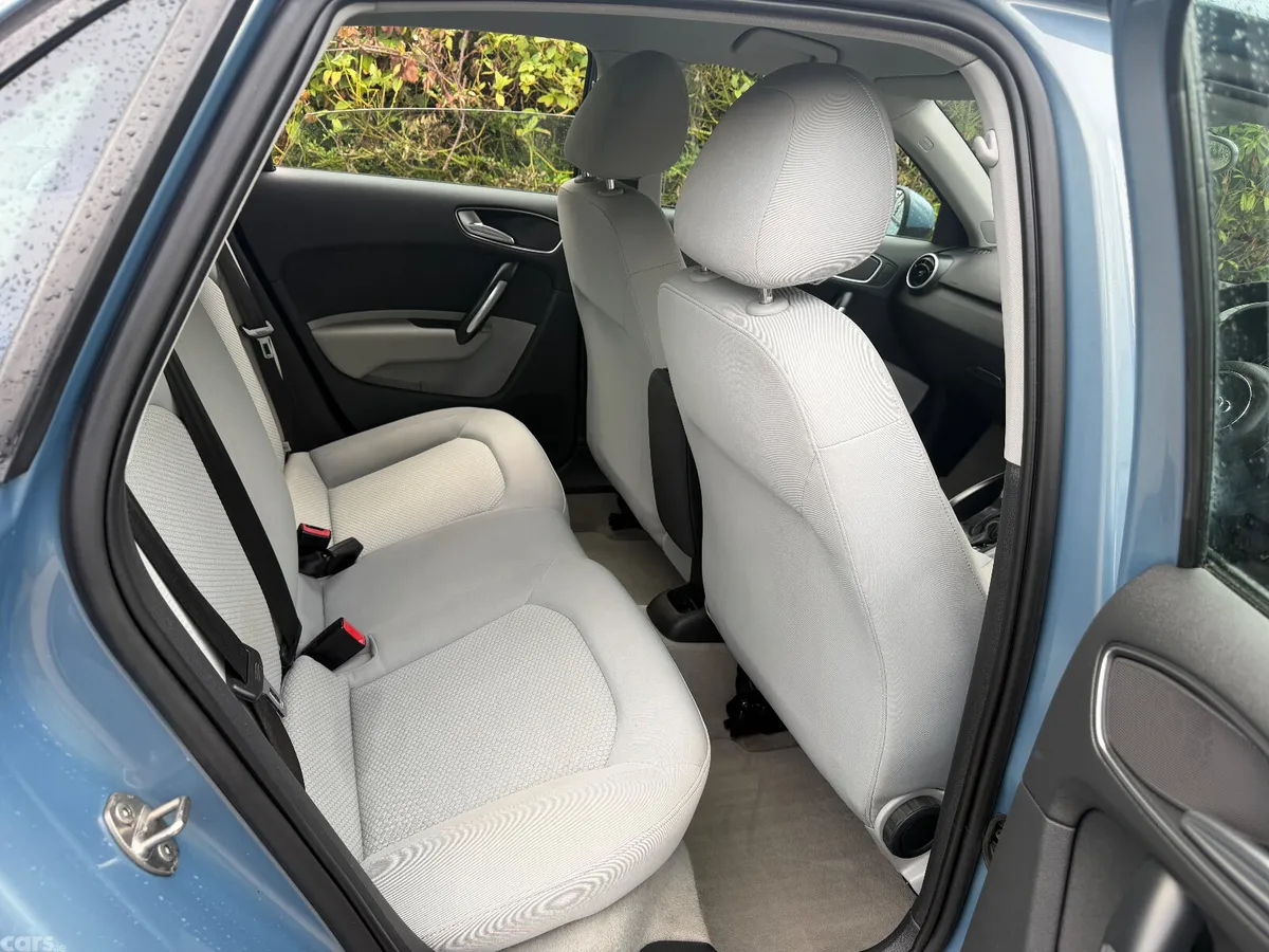 Audi A1 Hatchback, Diesel, 2012, Blue