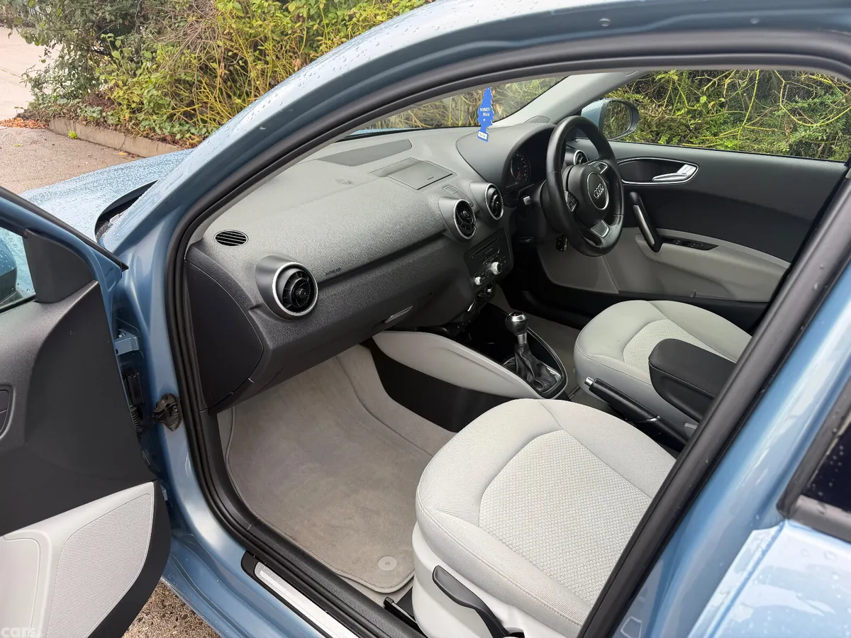 Audi A1 Hatchback, Diesel, 2012, Blue