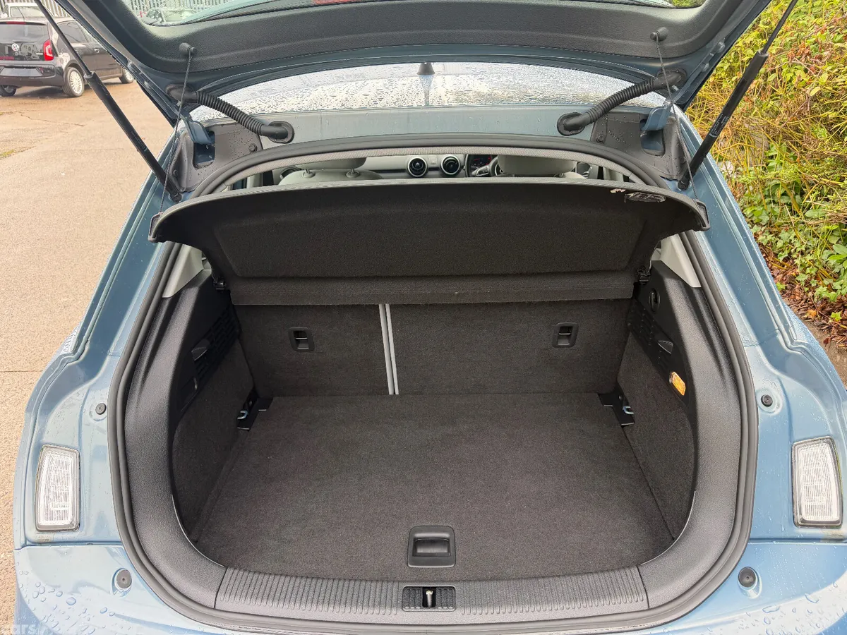 Audi A1 Hatchback, Diesel, 2012, Blue