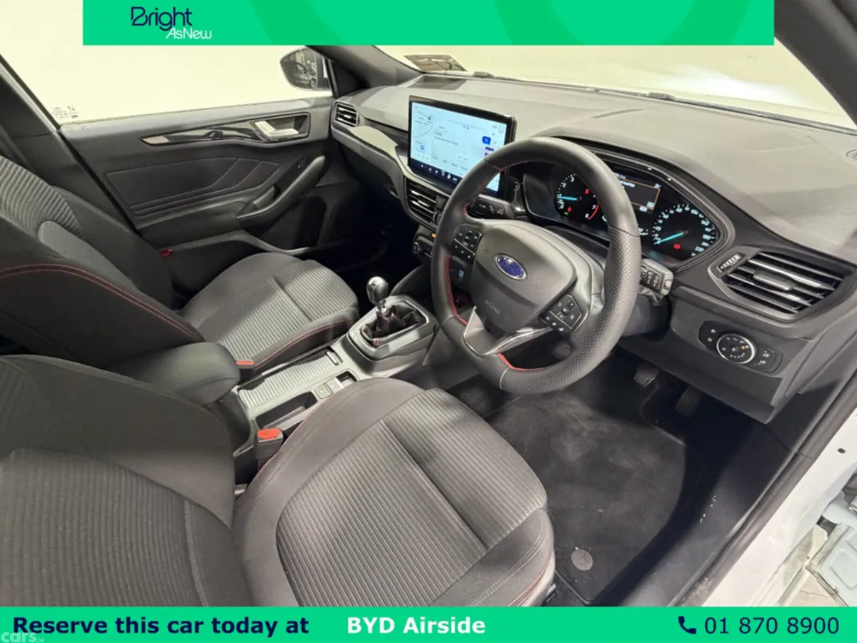 Ford Focus Hatchback, Petrol, 2024, White