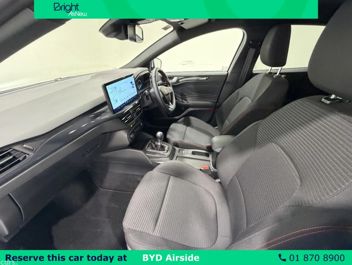 Ford Focus Hatchback, Petrol, 2024, White