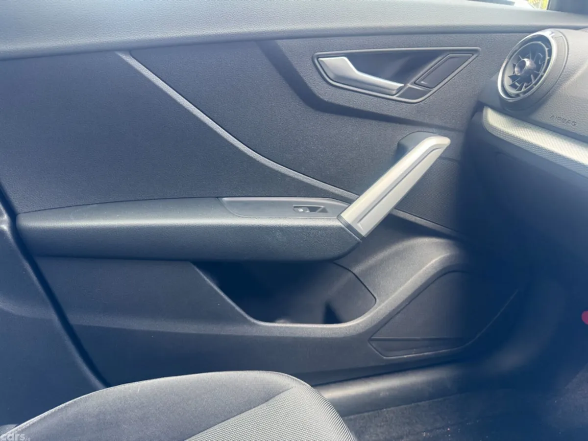 Audi Q2 SUV, Petrol, 2023, White