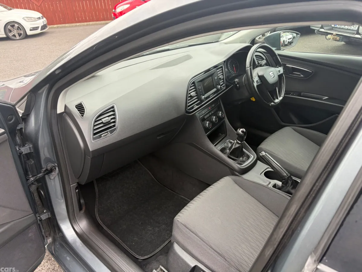 SEAT Leon Hatchback, Diesel, 2016, Grey