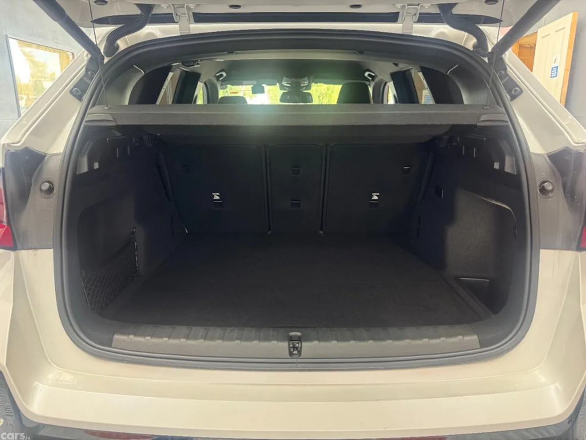 BMW iX1 SUV, Electric, 2024, White