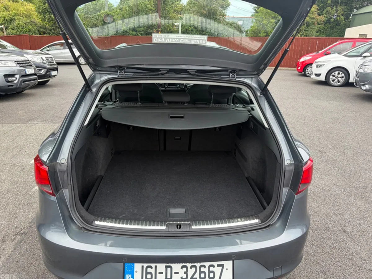 SEAT Leon Hatchback, Diesel, 2016, Grey