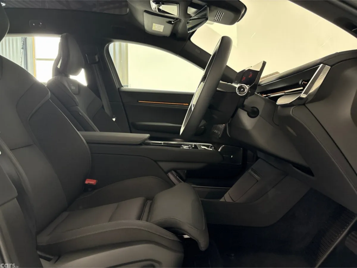 Polestar 3 Estate, Electric, 2025, White
