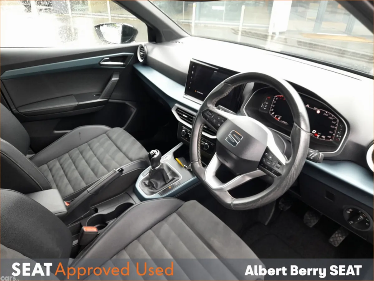 SEAT Arona Hatchback, Petrol, 2023, Black