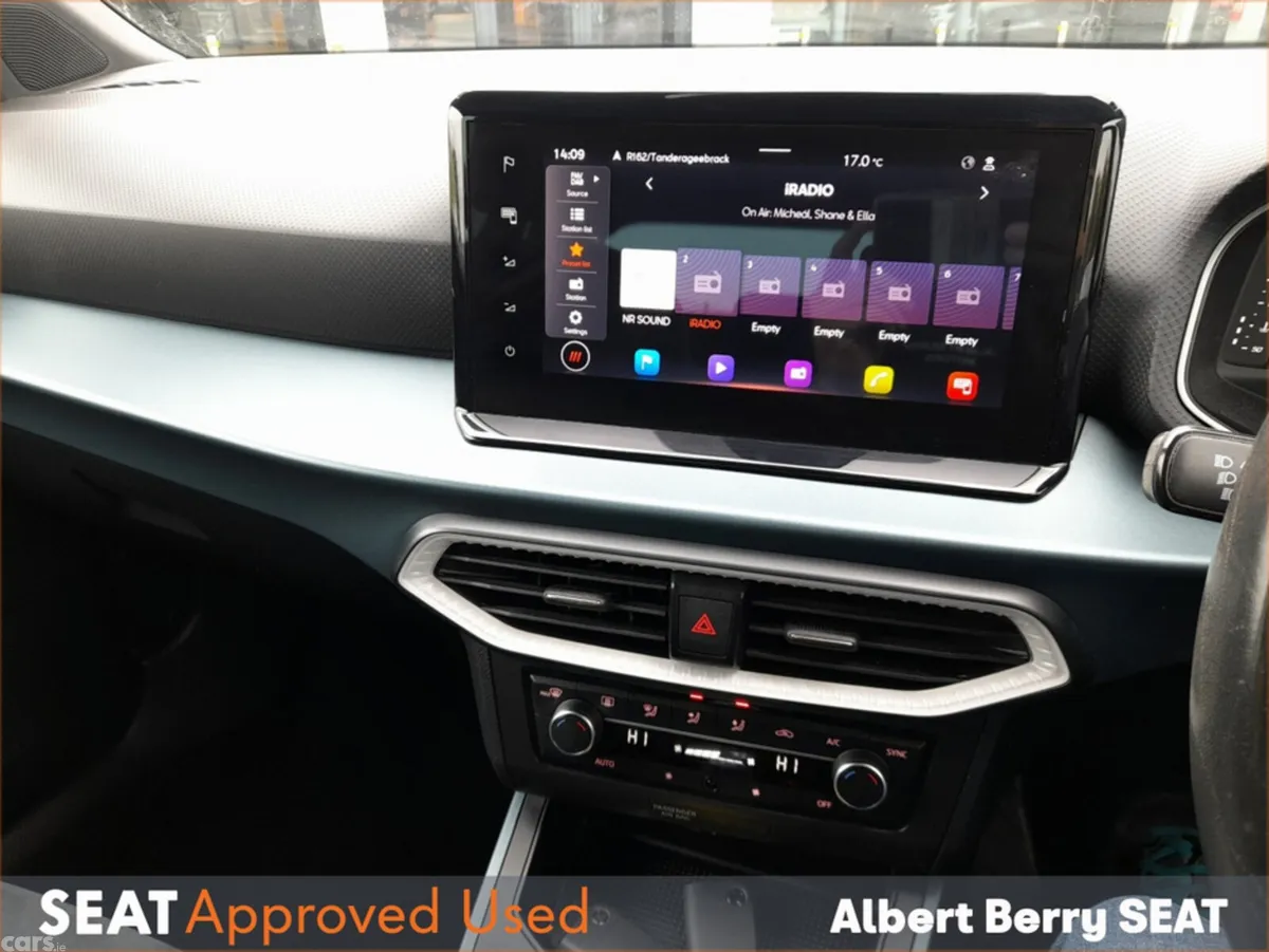 SEAT Arona Hatchback, Petrol, 2023, Black