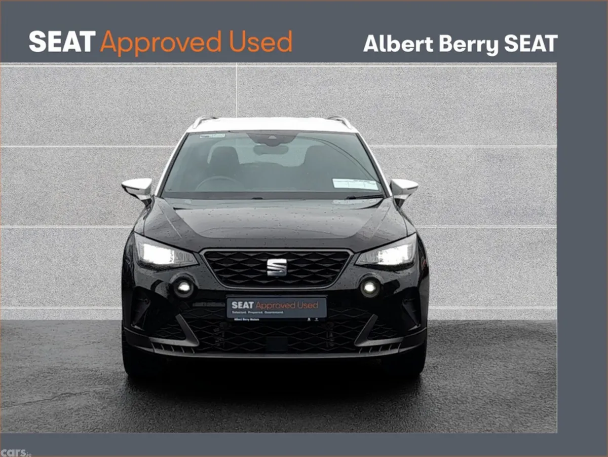 SEAT Arona Hatchback, Petrol, 2024, Black