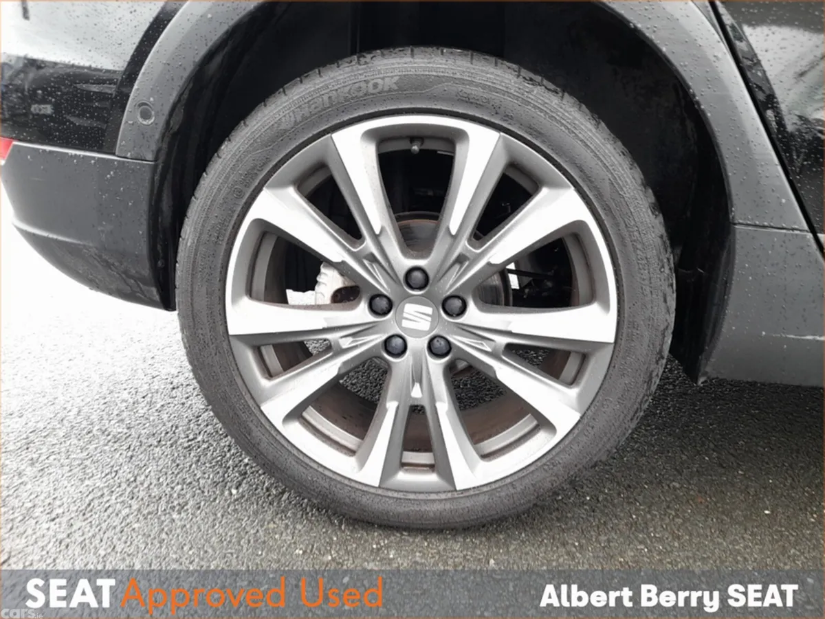 SEAT Arona Hatchback, Petrol, 2024, Black