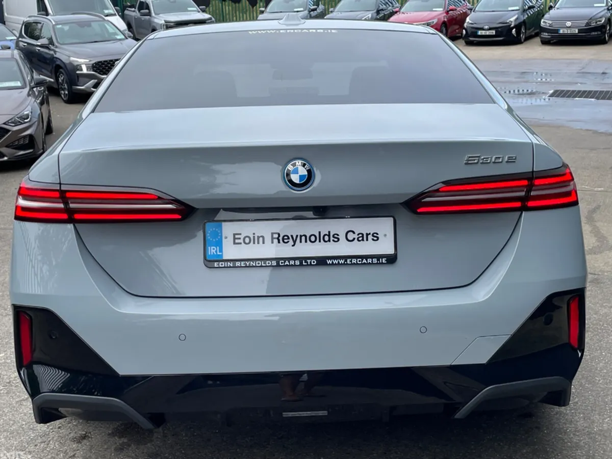 BMW 5-Series Saloon, Petrol Plug-in Hybrid, 2025, Grey