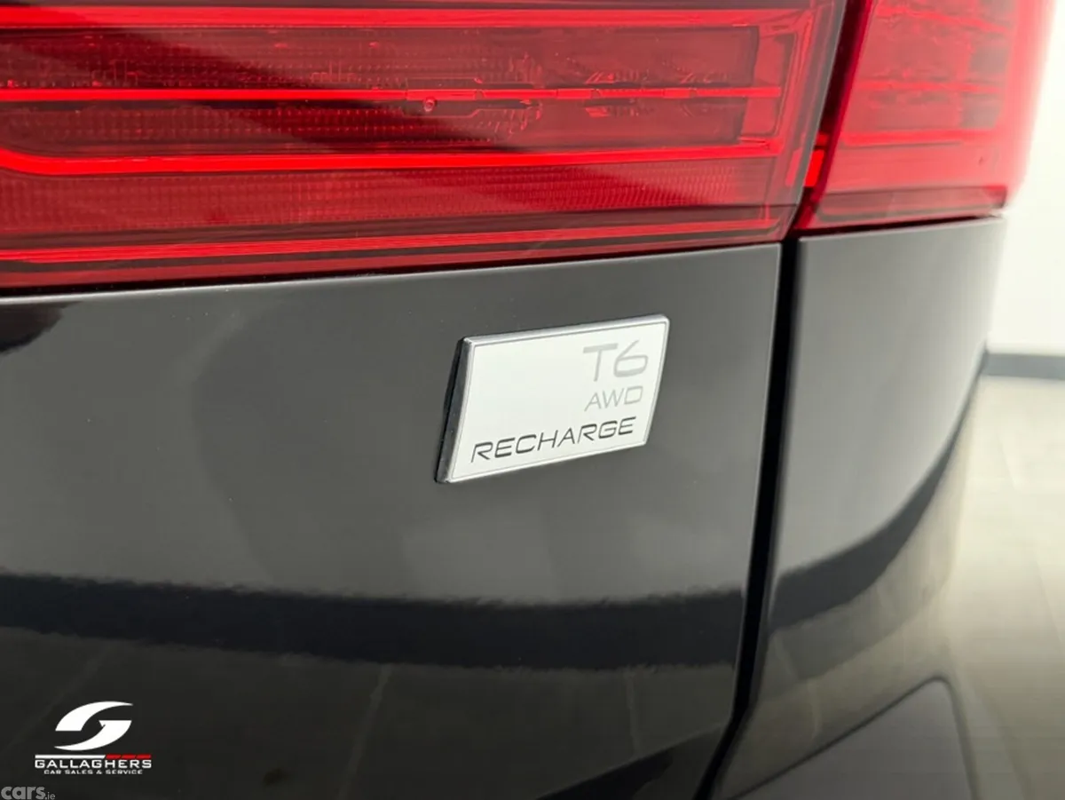 Volvo XC60 SUV, Petrol Plug-in Hybrid, 2023, Black