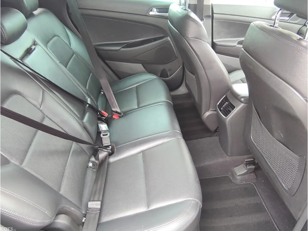 Hyundai Tucson MPV, Diesel, 2018, White