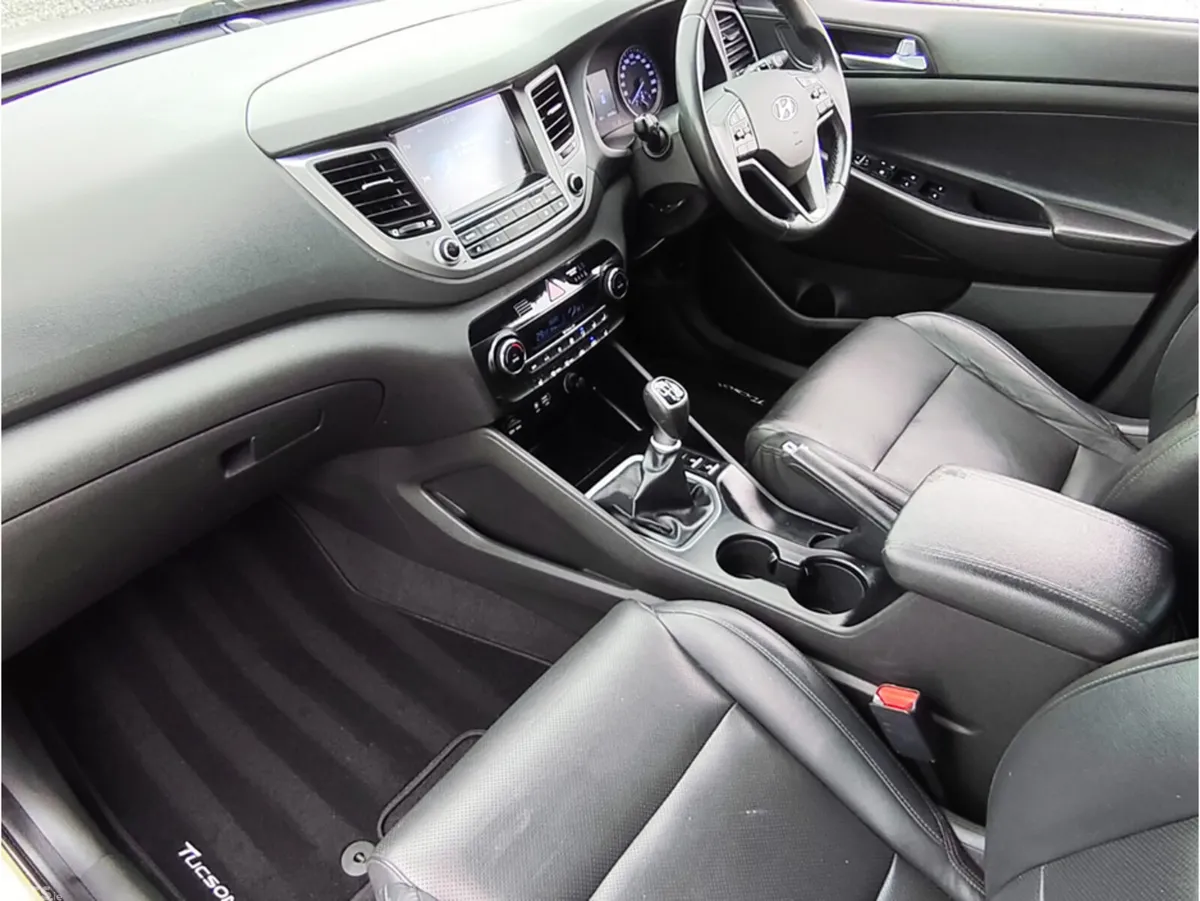 Hyundai Tucson MPV, Diesel, 2018, White