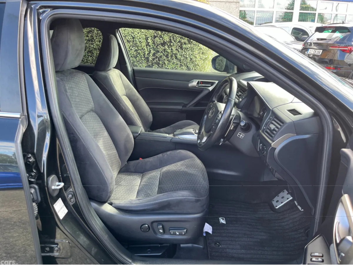 Lexus CT Hatchback, Petrol Hybrid, 2017, Black
