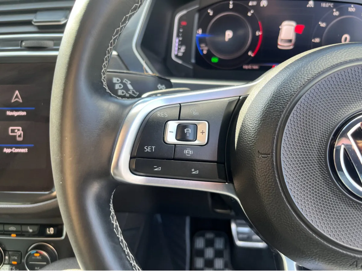 Volkswagen Tiguan SUV, Diesel, 2019, Black