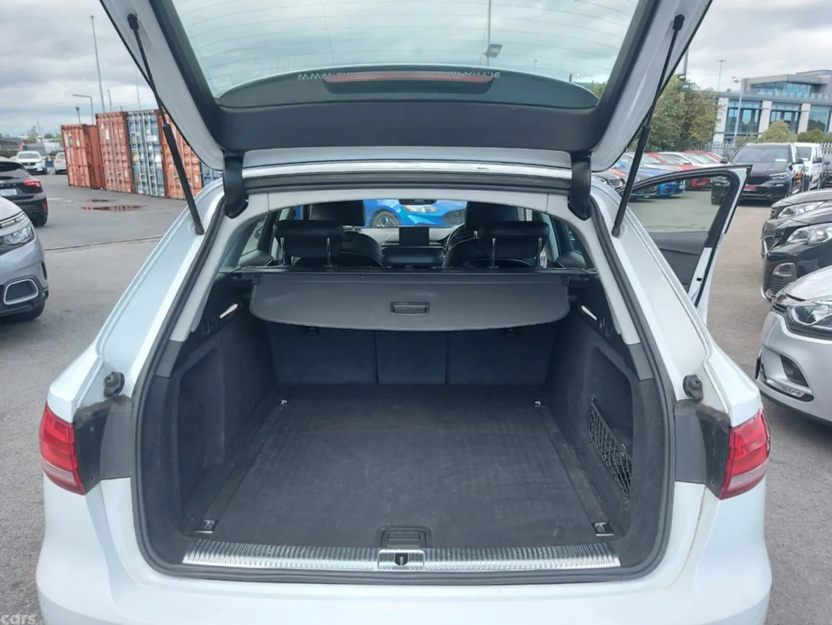 Audi A4 Estate, Diesel, 2017, White