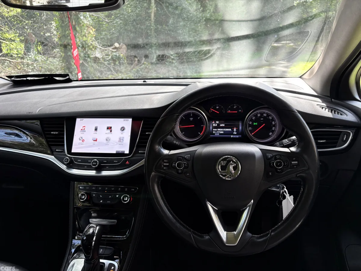 Vauxhall Astra Hatchback, Diesel, 2017, Grey