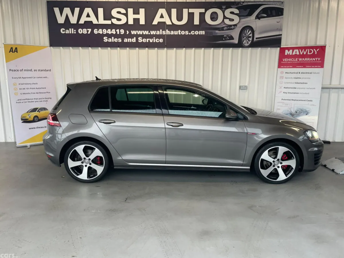 Volkswagen Golf Hatchback, Petrol, 2017, Grey