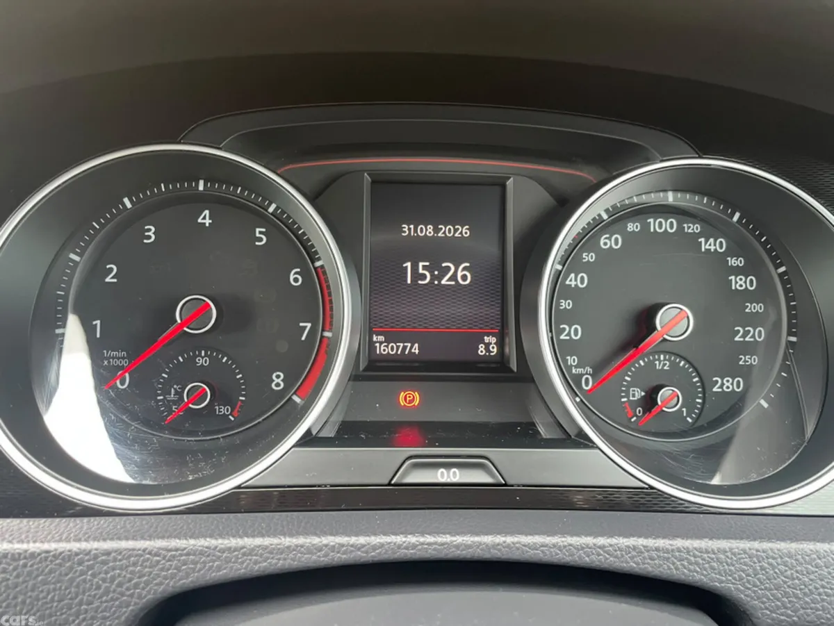 Volkswagen Golf Hatchback, Petrol, 2017, Grey
