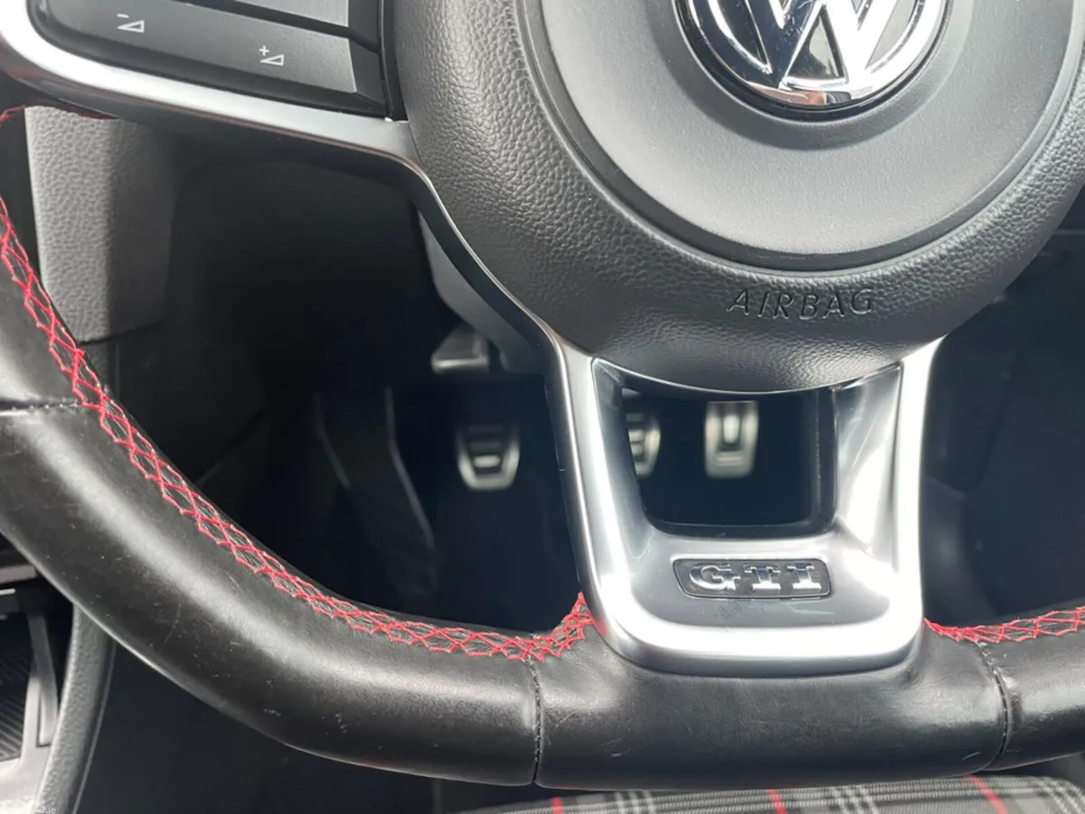 Volkswagen Golf Hatchback, Petrol, 2017, Grey