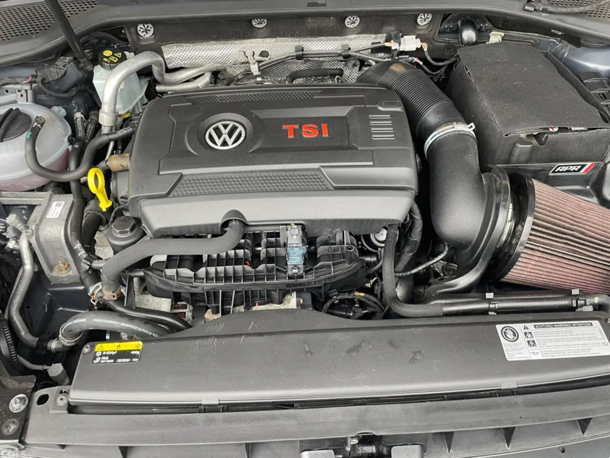 Volkswagen Golf Hatchback, Petrol, 2017, Grey