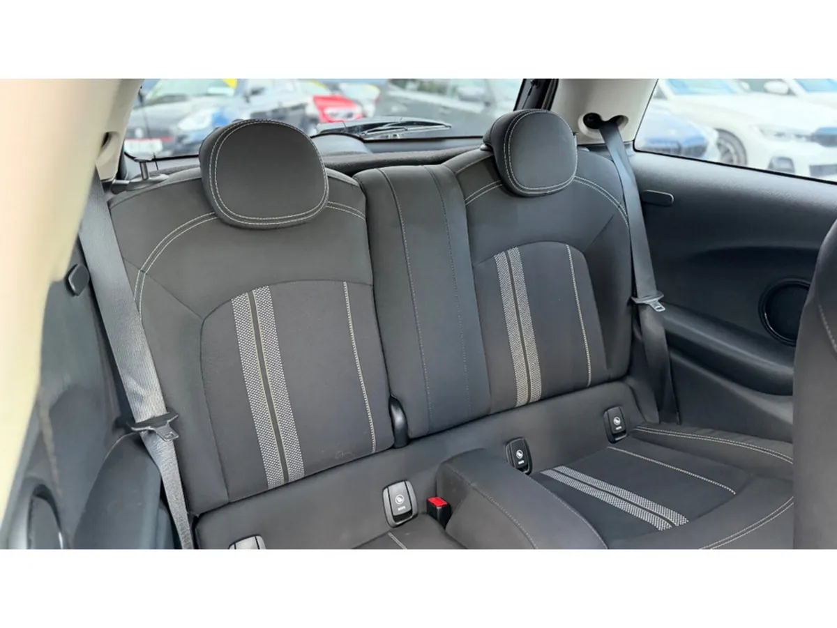 Mini Cooper Hatchback, Diesel, 2020, White