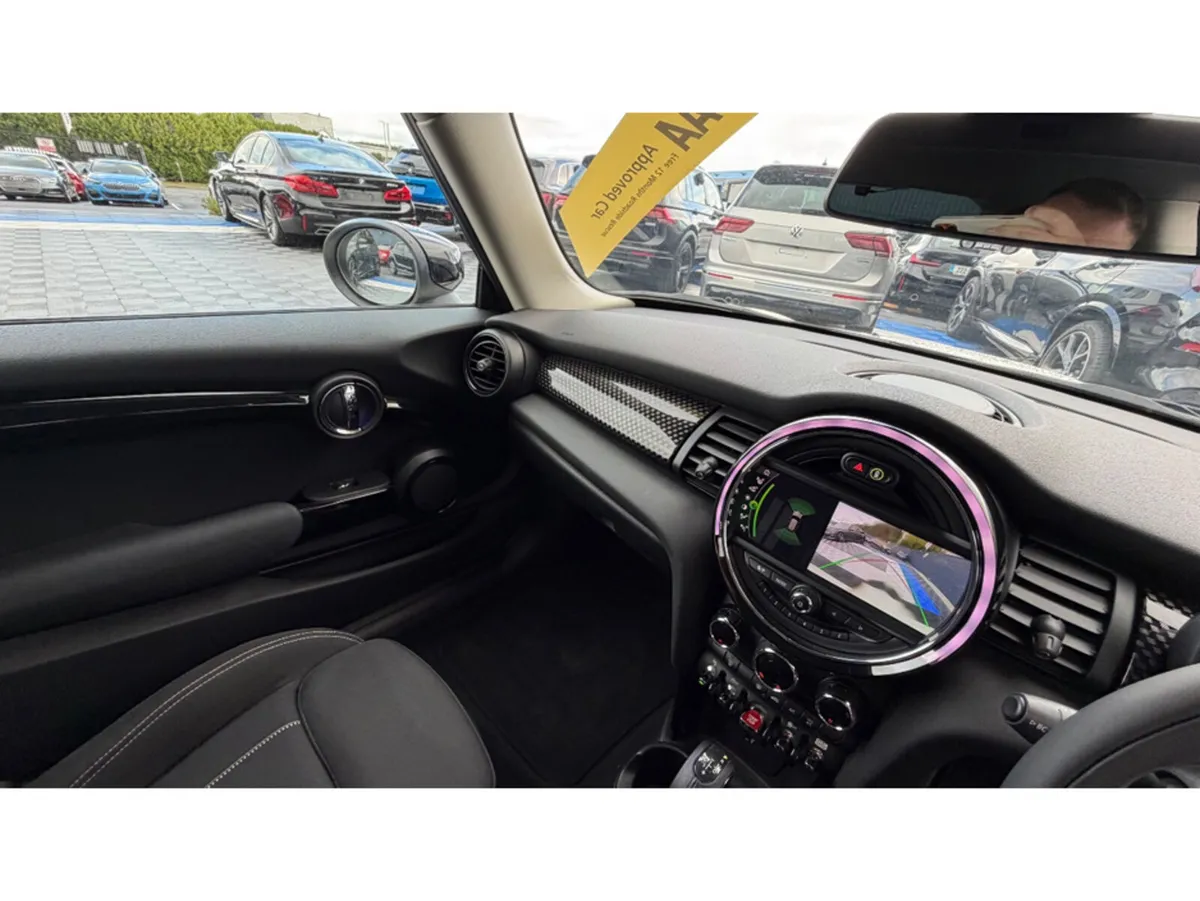 Mini Cooper Hatchback, Diesel, 2020, White
