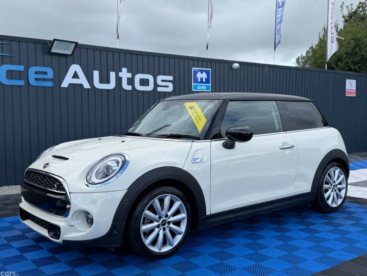 Mini Cooper Hatchback, Diesel, 2020, White
