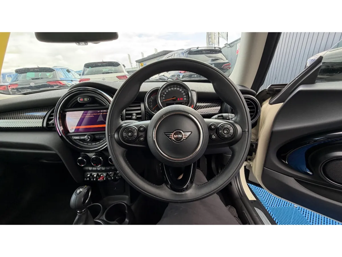 Mini Cooper Hatchback, Diesel, 2020, White