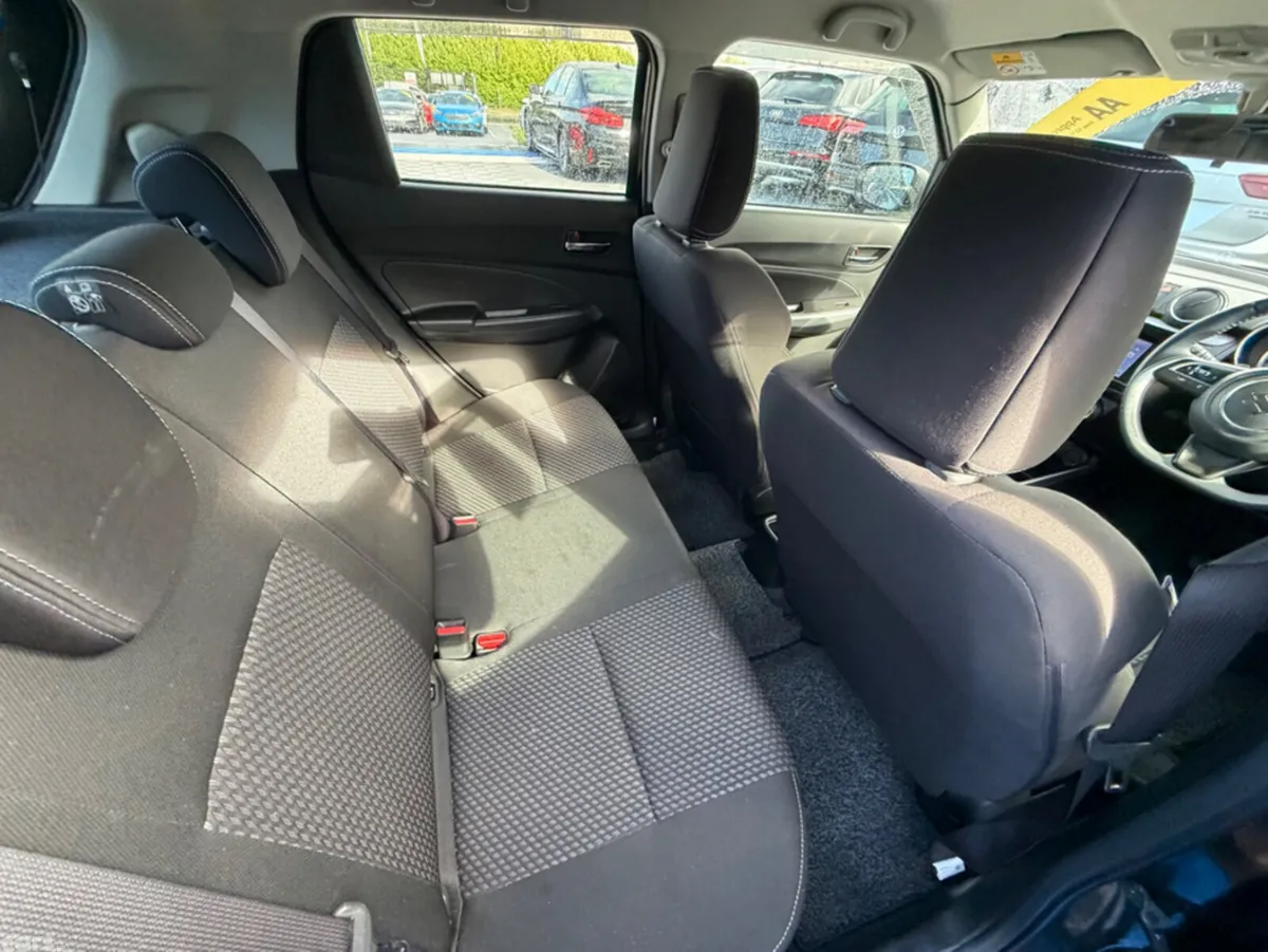 Suzuki Swift Hatchback, Petrol, 2019, Black