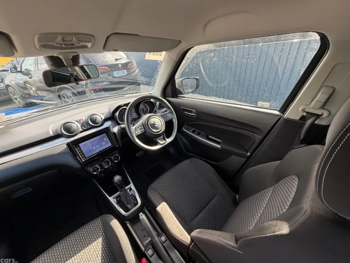 Suzuki Swift Hatchback, Petrol, 2019, Black