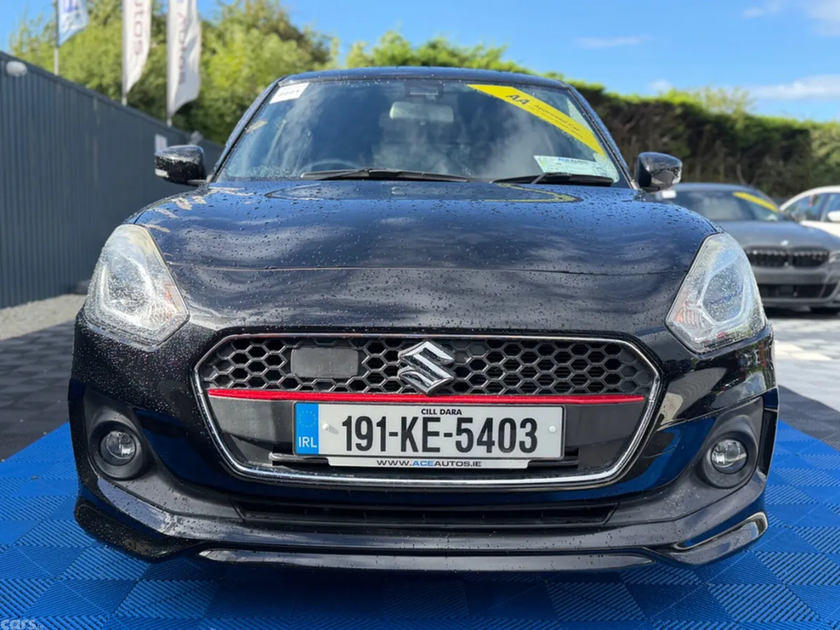 Suzuki Swift Hatchback, Petrol, 2019, Black