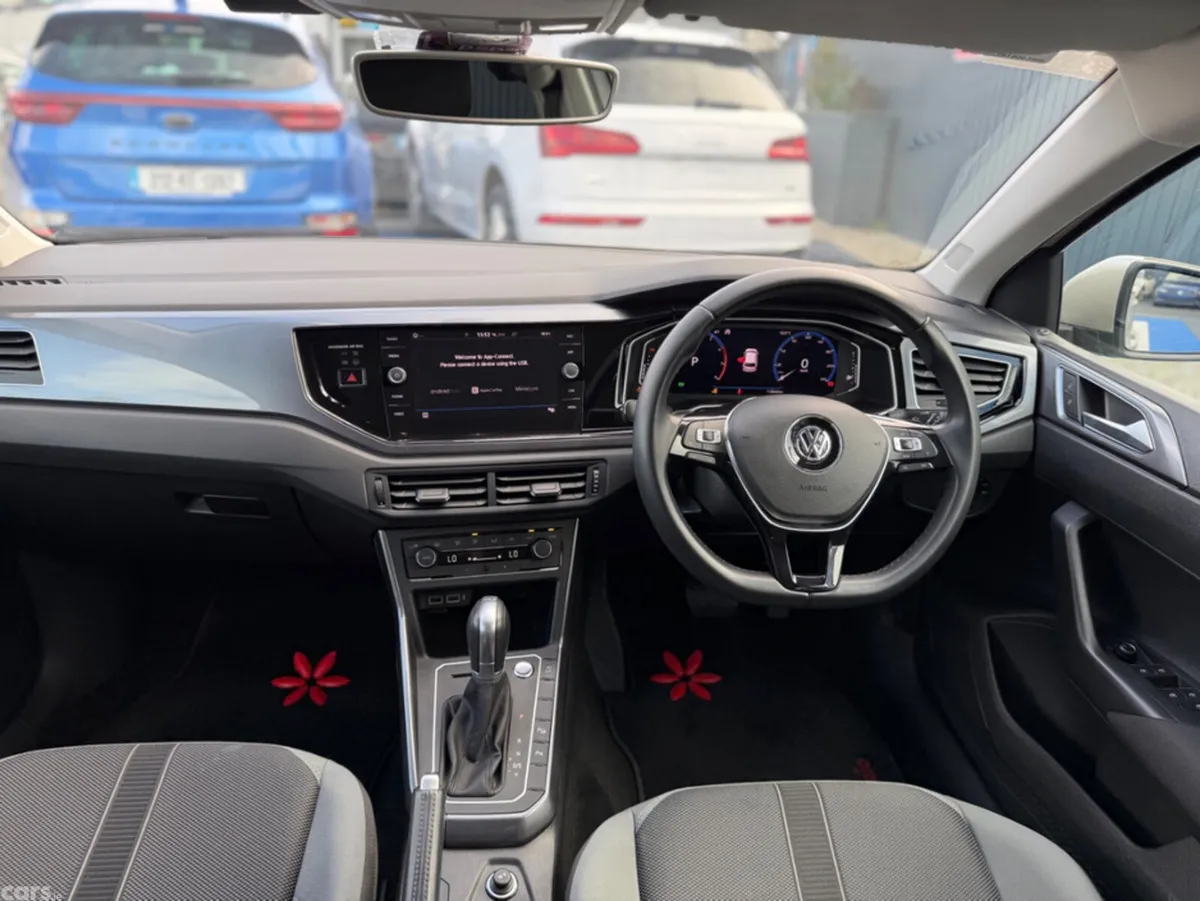 Volkswagen Polo Hatchback, Petrol, 2019, Silver